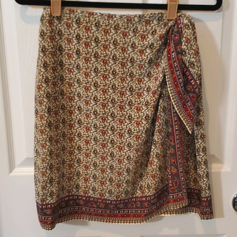 NWT Charter Club 100% Silk Top & Skirt size 10 - Picture 2 of 16